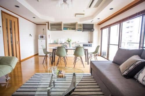 Beautiful, spacious apartment next to Peace Park Beautiful, spacious apartment next to Peace Park