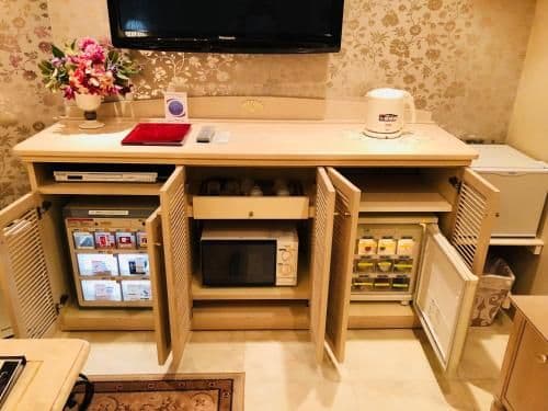 Queen Room