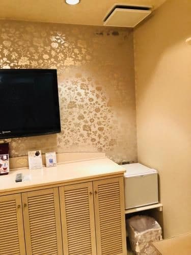 Queen Room