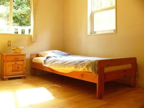 Economy Room with Shared Bathroom