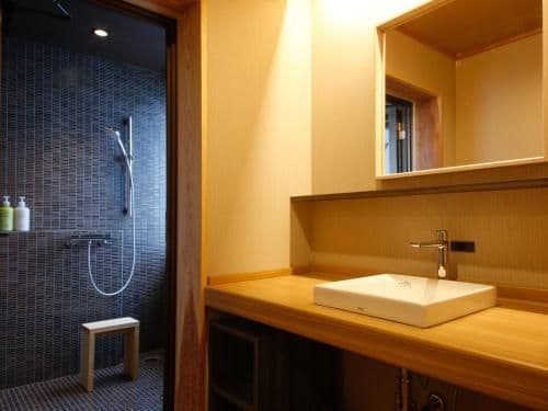 27sqm Moderate Double Room