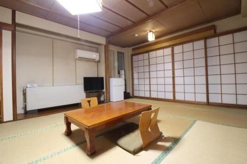 Japanese-Style Room