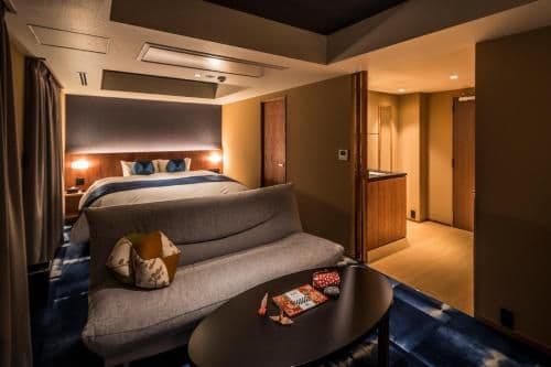 Standard King Room