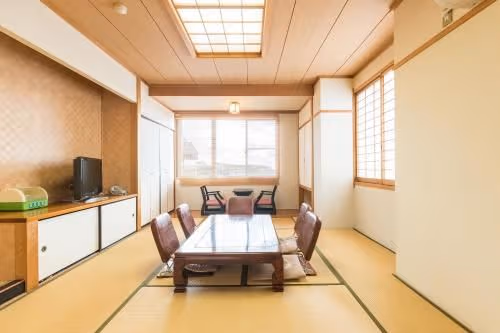 Japanese-Style Room
