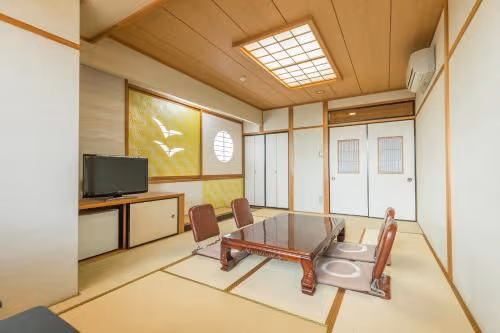 Japanese-Style Room