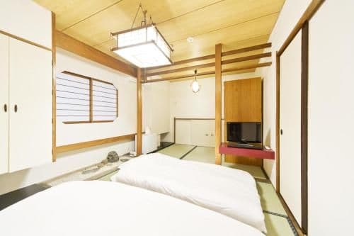 Japanese-Style Room