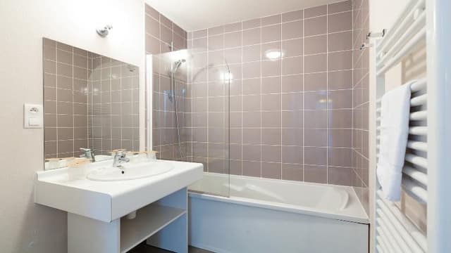 APARTMENT CAPACITY 6 TWO BEDROOMS