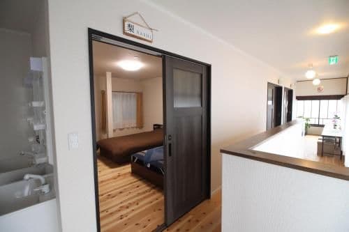 Standard Twin Room with Shared Bathroom