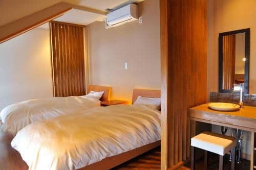 Standard Room with Shared Bathroom - Pet Friendly