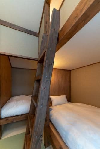 Deluxe Family Suite