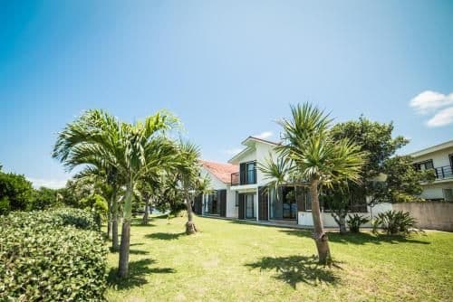 Three-Bedroom Chalet with Sea View