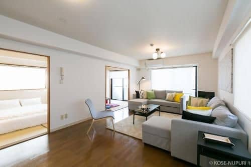 Modern Spacious Apartment Beside Peace Park 15 ppl Modern Spacious Apartment Beside Peace Park 15 ppl