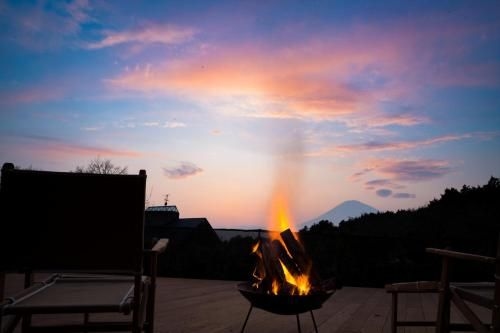 ฟูจิโนะ คิราเมกิ ฟูจิโกเทมบะ (Glamping Fujinokirameki Fujigotemba)0