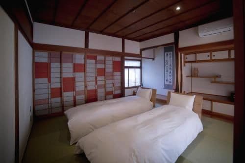Deluxe Family Suite