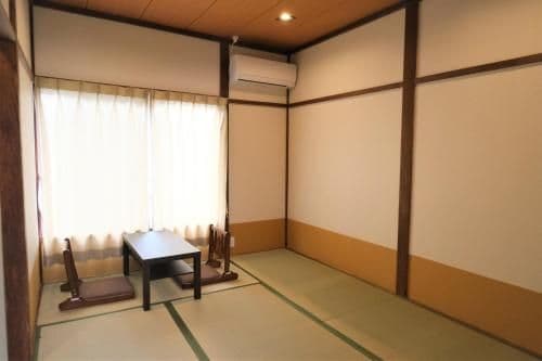 Japanese-Style Room