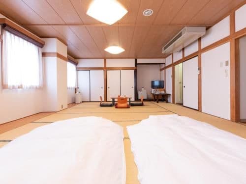 Japanese-Style Family Room - Non-Smoking