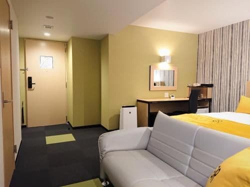 Premium Twin Room - Non-Smoking