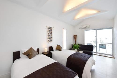 Twin Room with Balcony