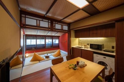 Japanese-Style Quadruple Room