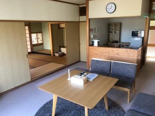Quadruple Room with Private Bathroom