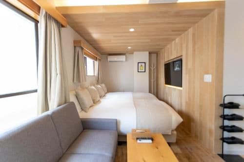 Twin Room with Bath
