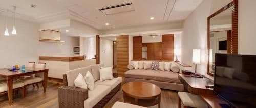 Superior Room with Sea View - High Floor