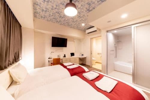 Twin Room - Disability Access - Non-Smoking