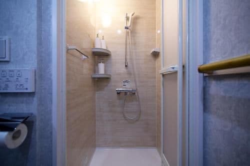 Twin Room with Shower