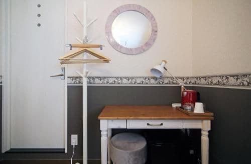 Twin Room with Shower