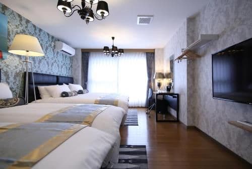 Family Room with Shower