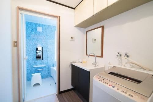 Family Room with Kitchenette(201)