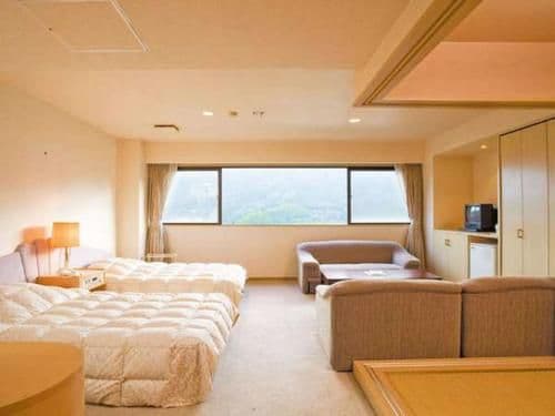 Family Room with Tatami Area