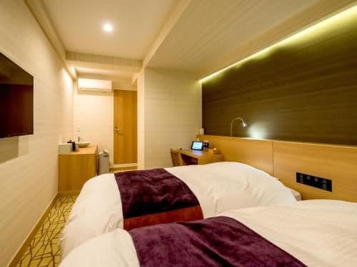 Twin Room with Shared Bathroom