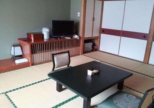 Japanese-Style Room