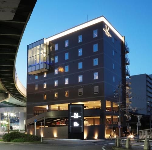 โรงแรมเอ็น (N Hotel)0