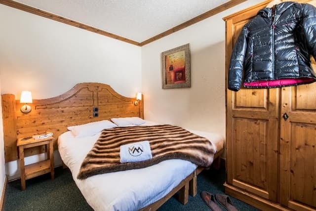 APARTMENT CAPACITY 6 TWO BEDROOMS