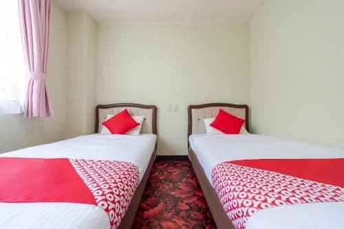 Twin Room Smoking