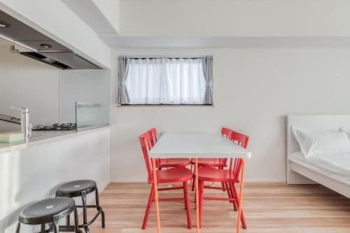 Deluxe Two-Bedroom Apartment