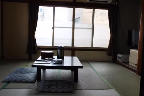Japanese-Style Family Room