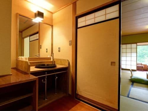 Japanese-Style Room