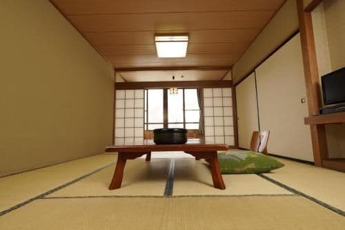 Japanese-Style Room