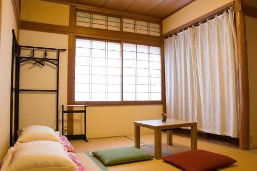 Japanese-Style Private Room - Women Only