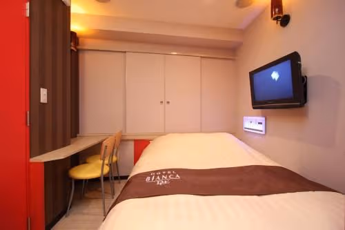 Economy Double Room + Early Check in at 15:00
