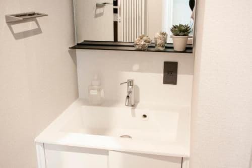 Family Room with Shower Room 1