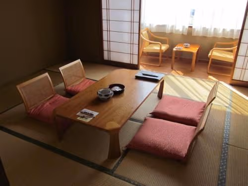 Japanese-Style Room - Smoking