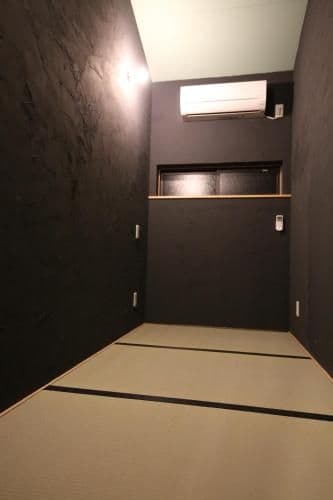 Japanese-Style Room