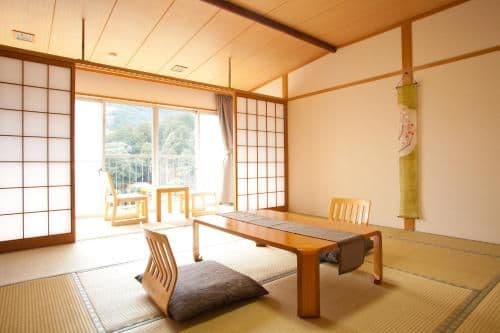 Japanese-Style Quadruple Room