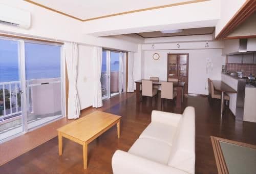 Two-Bedroom Apartment with Tatami Area and Sea view