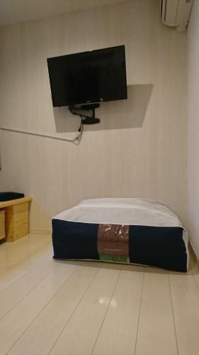 Women or men and women only / popular share house / beautiful private room with key4