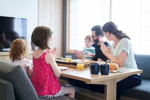 Connecting Japanese Apartment